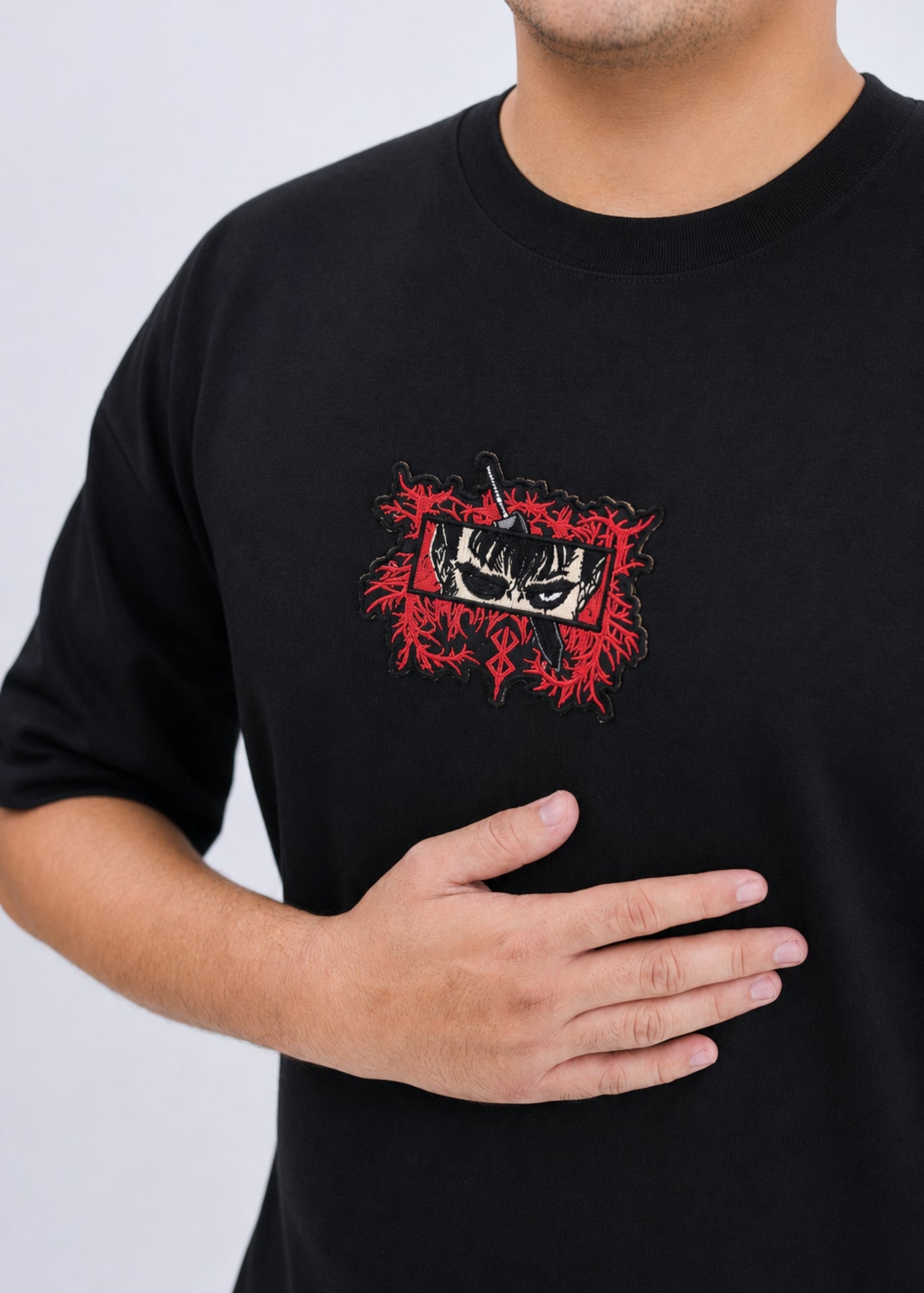 Embroidered Shadow Eyes Oversized T-Shirt - Black